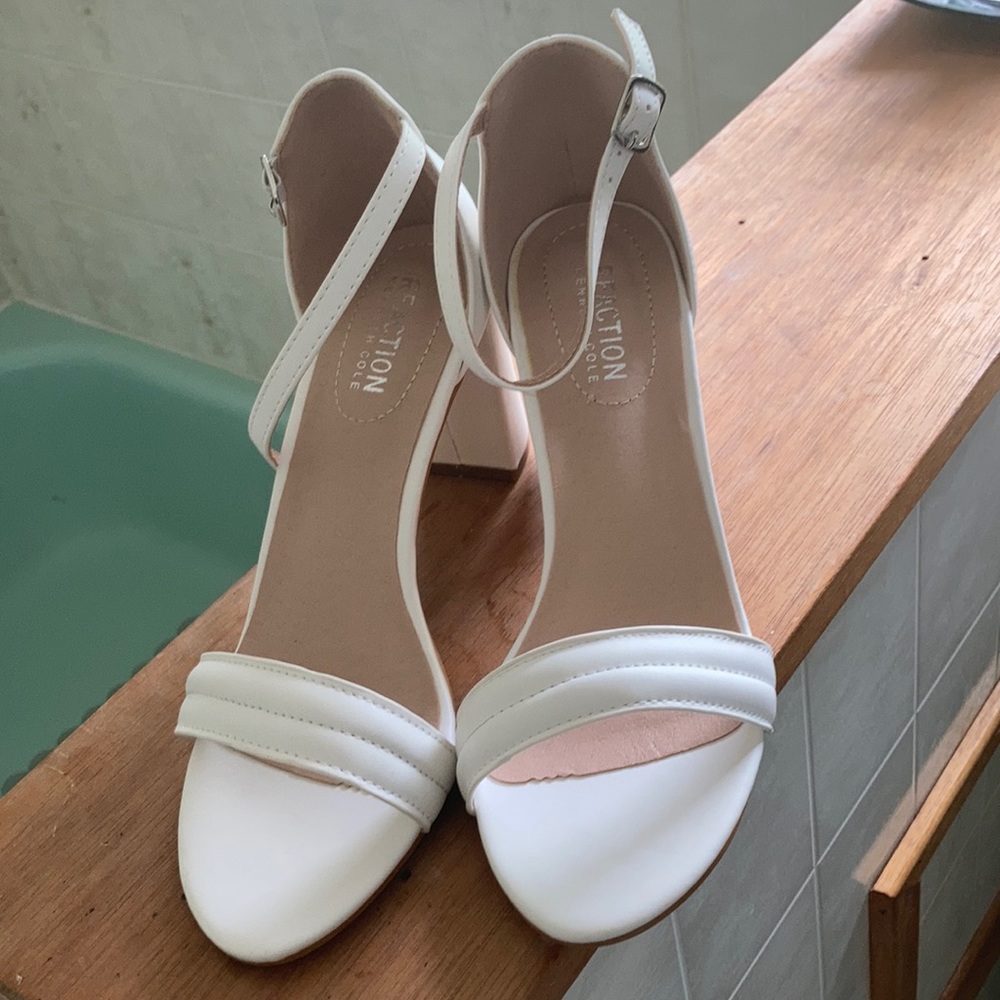 White heeled shoes